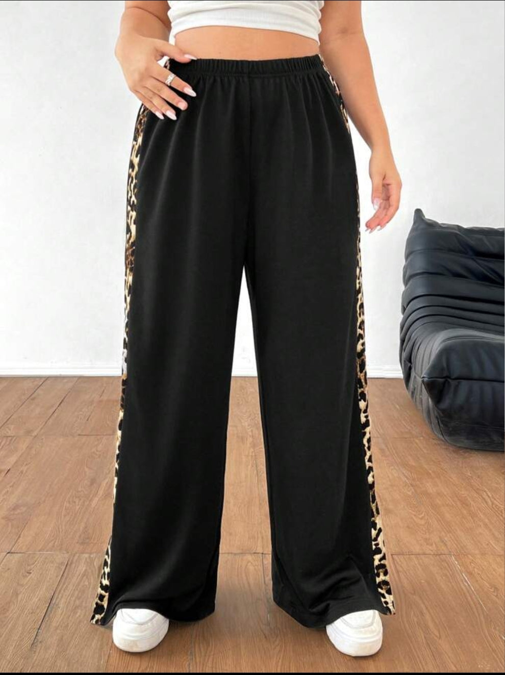Black Wide Leg Pants with Tiger Print Side Stripe – Women’s Plus Size Side Slit Lounge Trousers