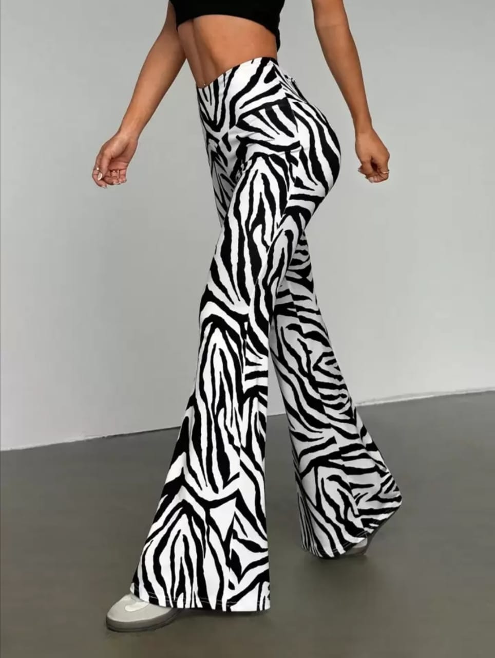 Women's Zebra Print V-Waist Flare Pant
